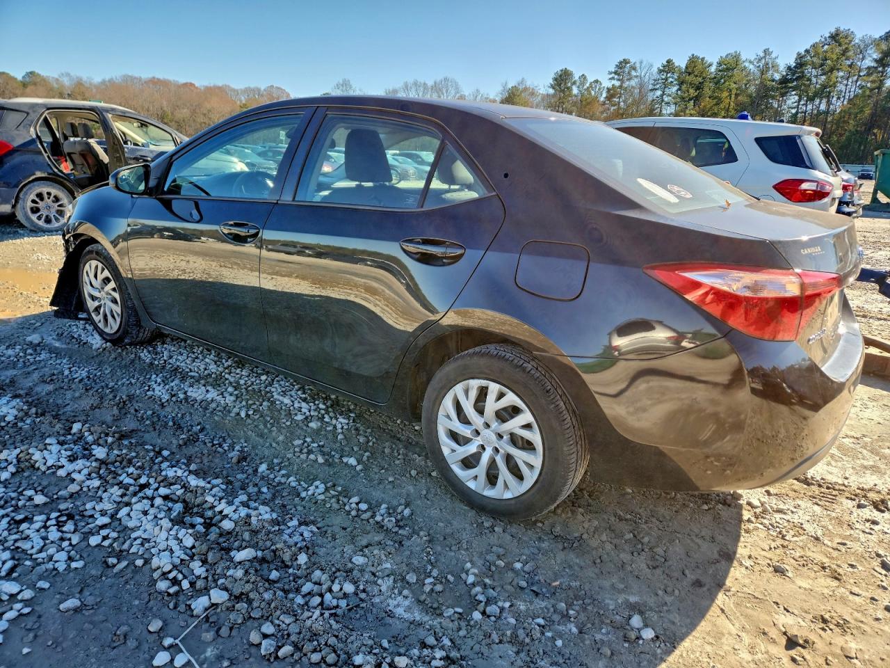 2017 TOYOTA COROLLA L photo 4