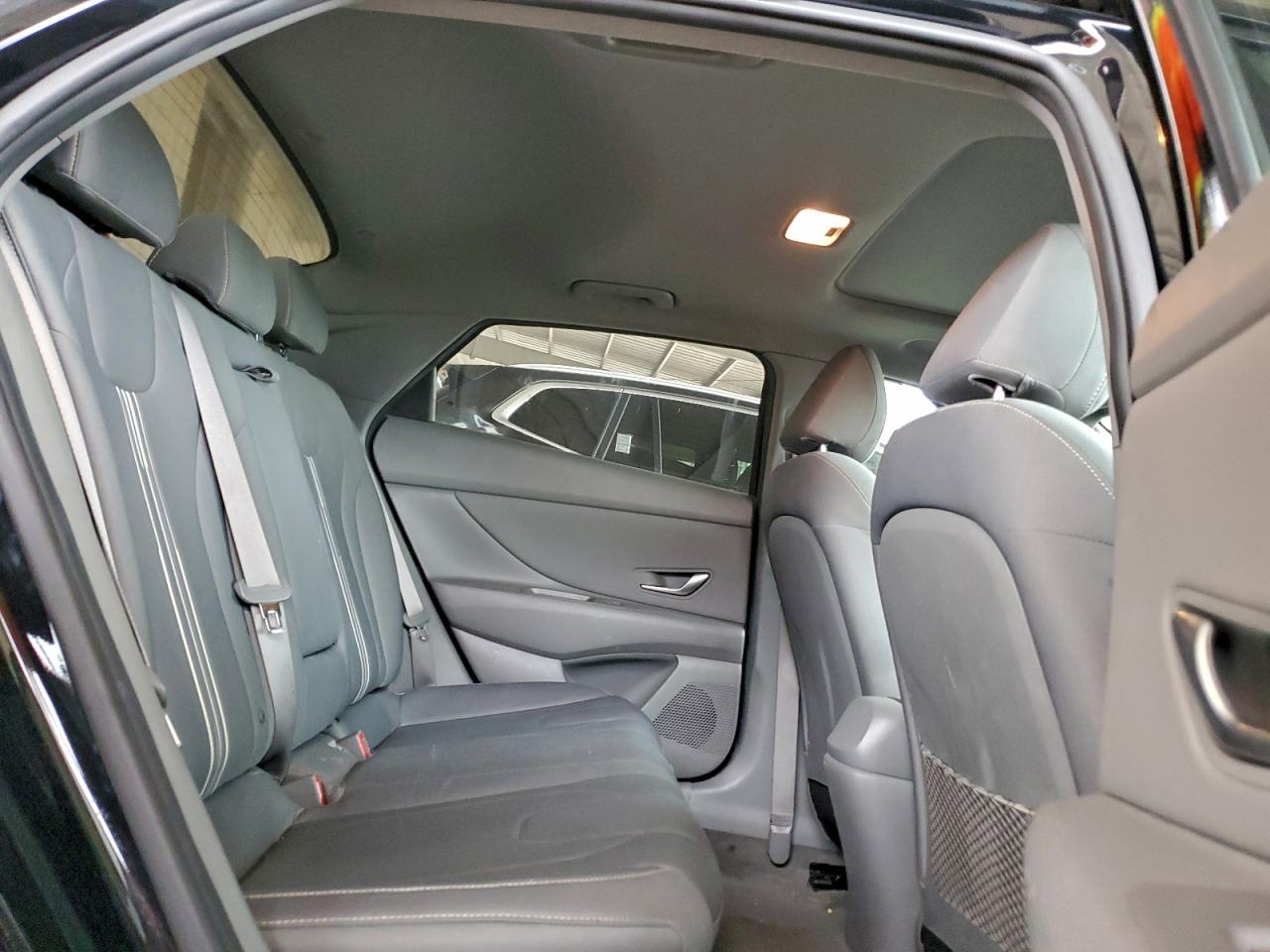 2022 HYUNDAI ELANTRA SEL photo 28