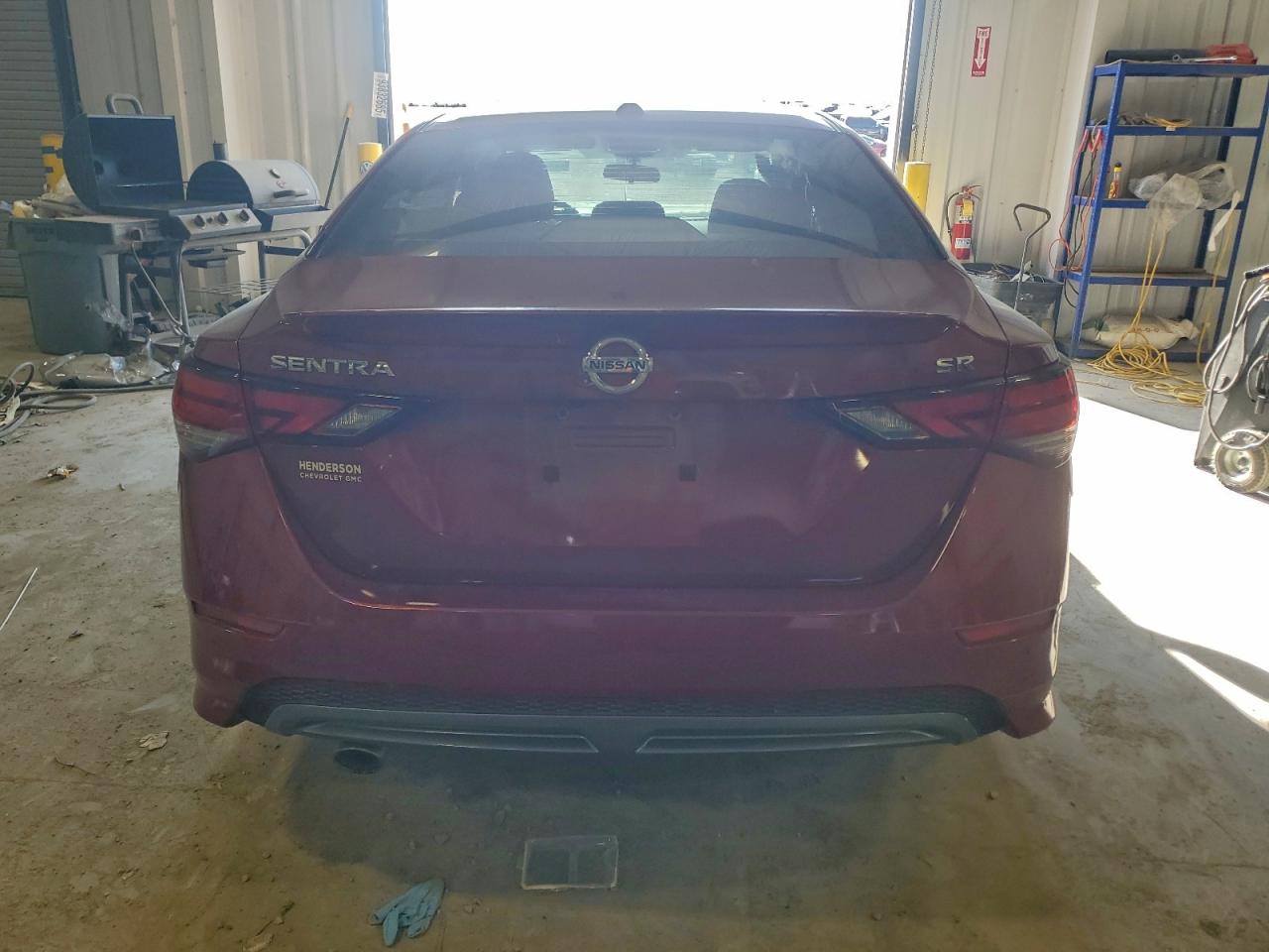 2022 NISSAN SENTRA SR photo 6