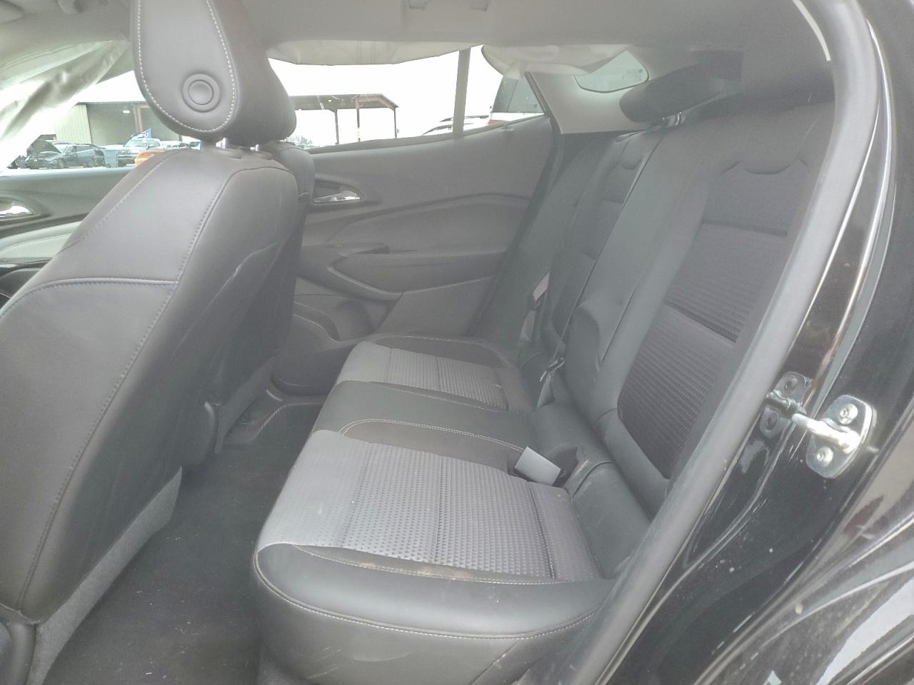 2025 CHEVROLET TRAX 1LT photo 21