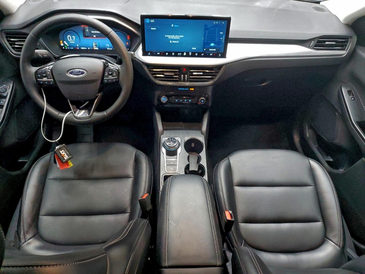 2025 FORD ESCAPE PLATINUM photo 8