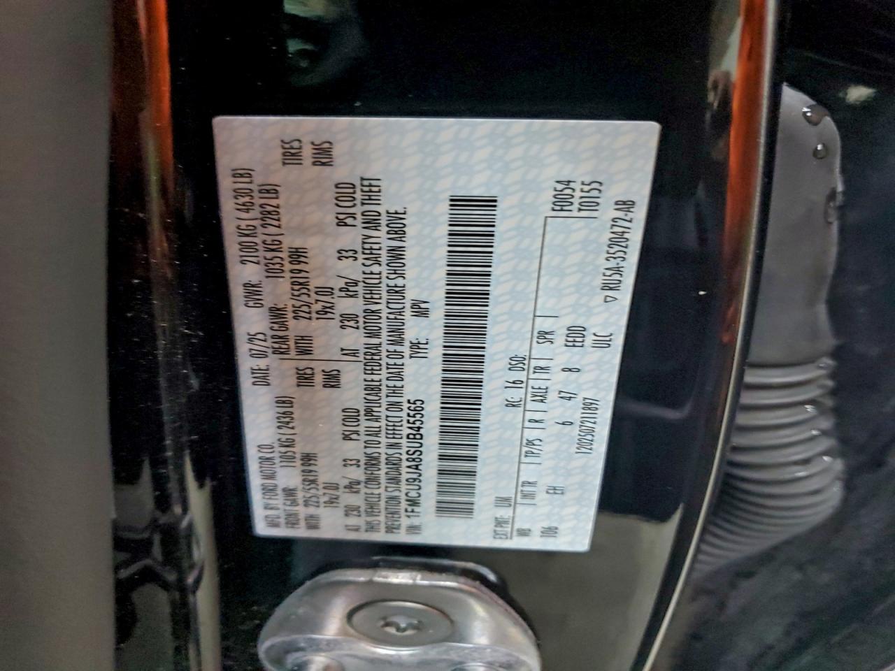 2025 FORD ESCAPE PLATINUM photo 14