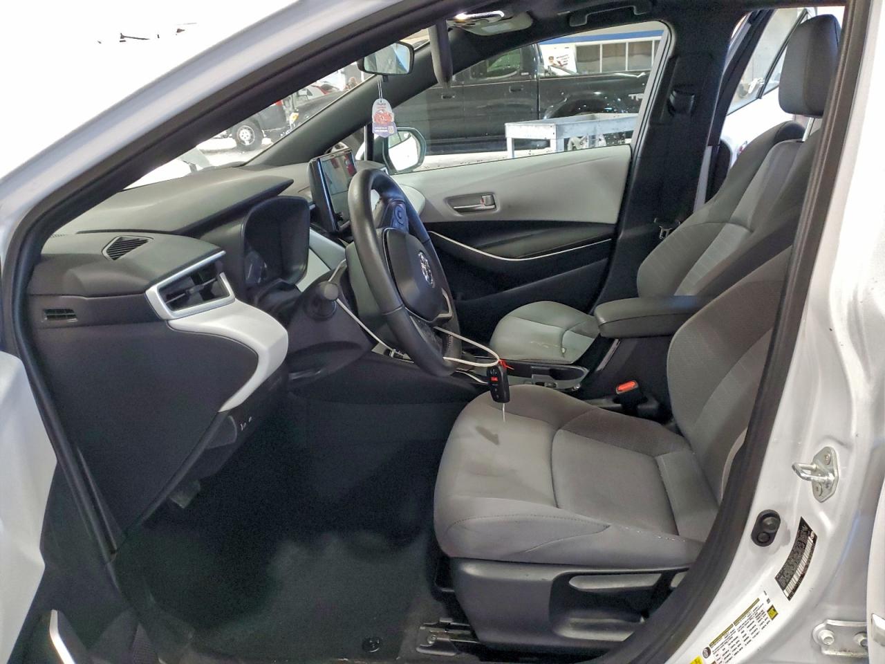 2024 TOYOTA COROLLA SE photo 13