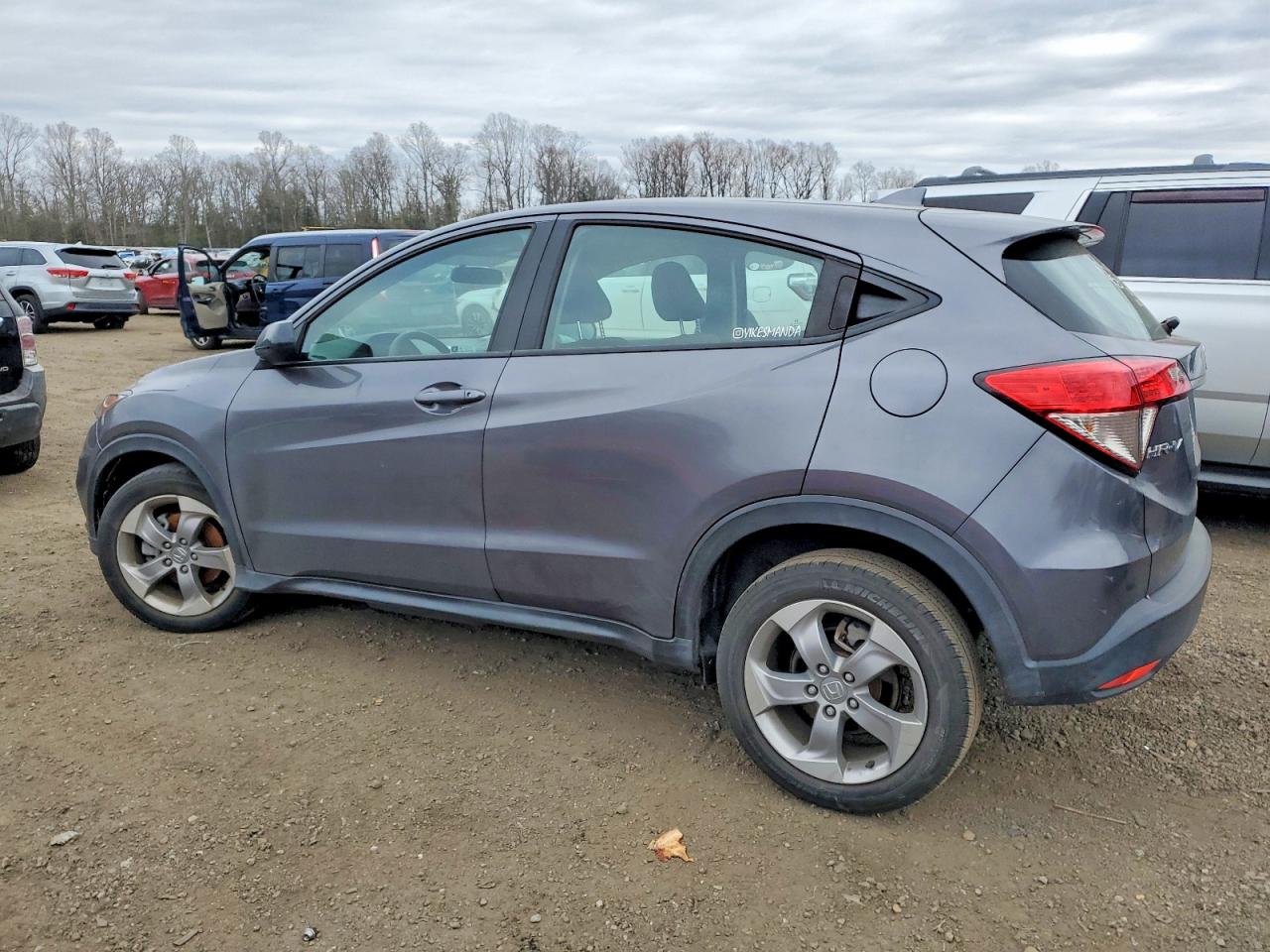 2021 HONDA HR-V LX photo 3