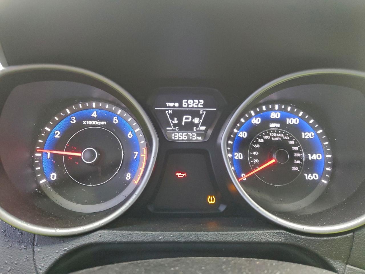 2014 HYUNDAI ELANTRA SE photo 25