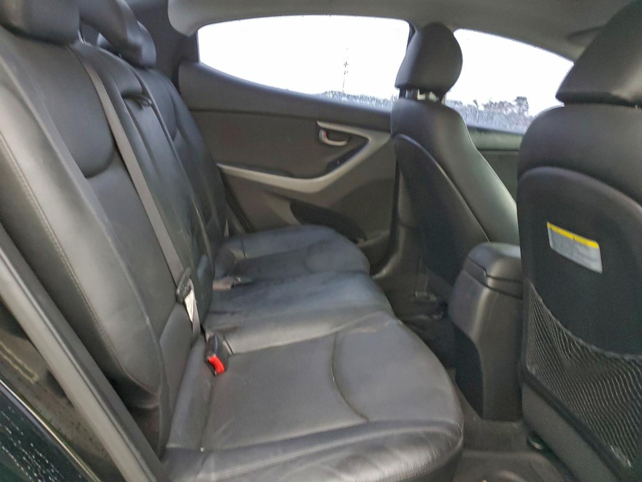 2014 HYUNDAI ELANTRA SE photo 28
