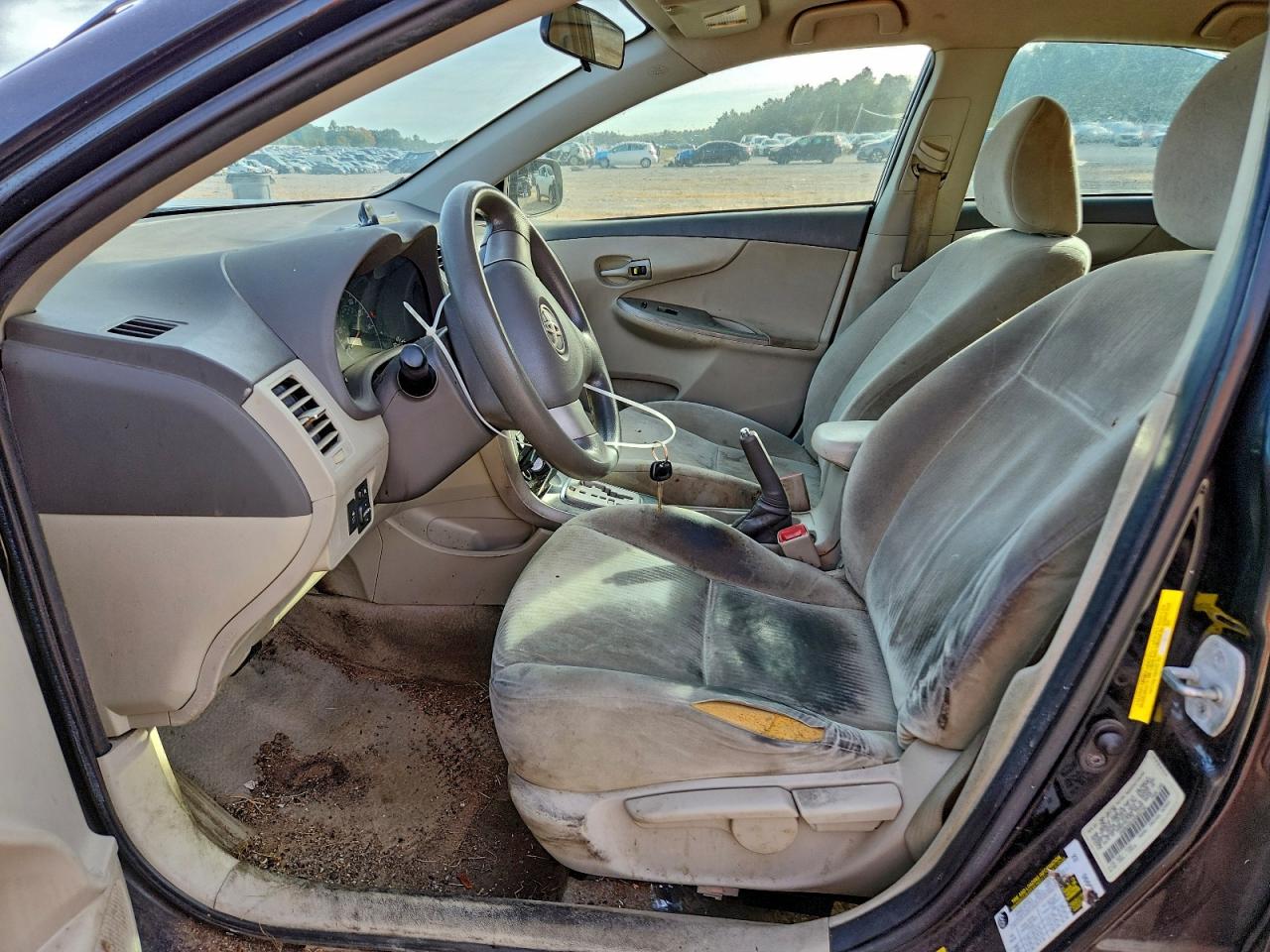 2010 TOYOTA COROLLA BASE photo 13