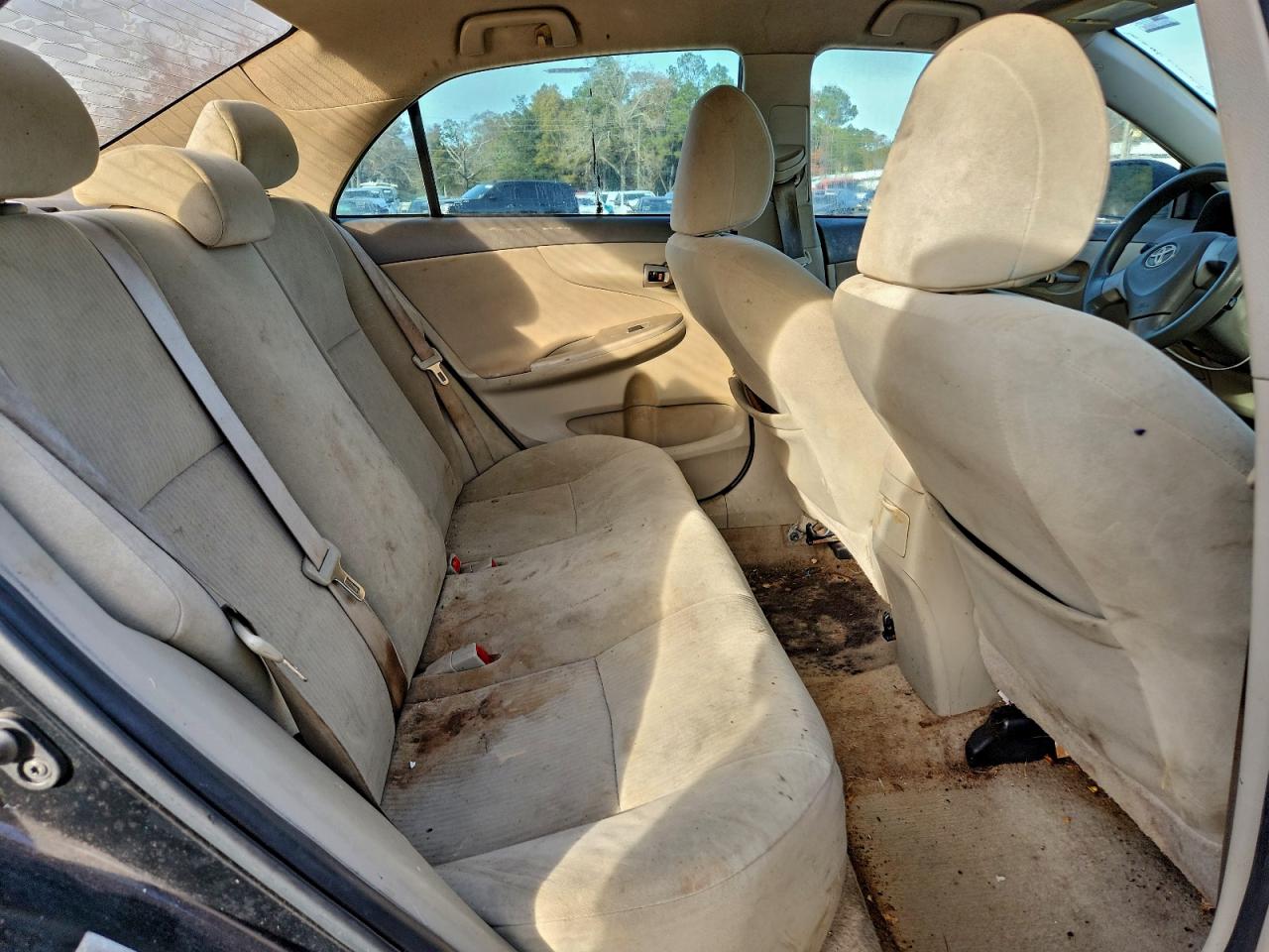 2010 TOYOTA COROLLA BASE photo 19