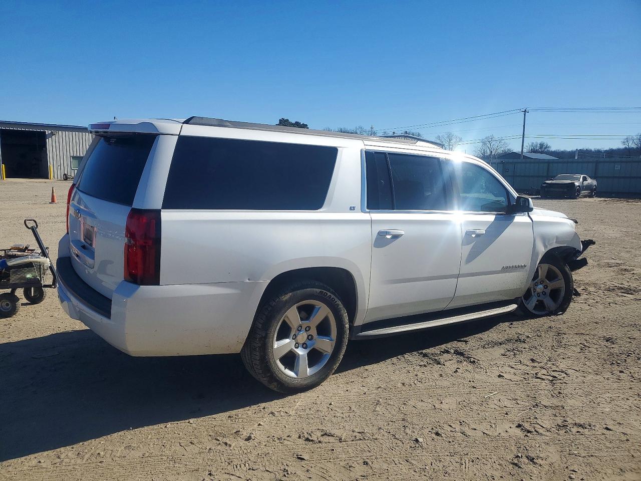 2018 CHEVROLET SUBURBAN C1500 LT photo 3