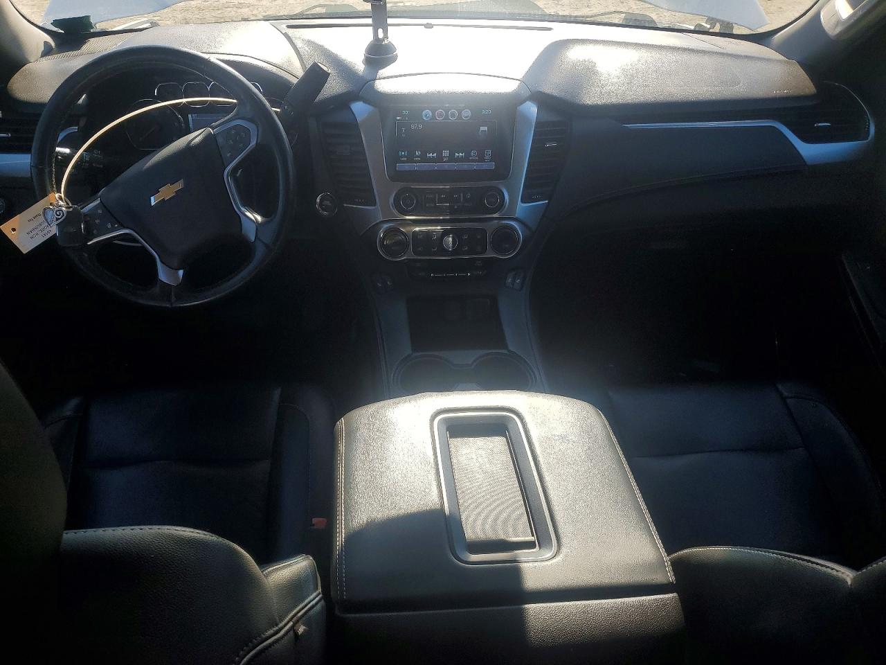 2018 CHEVROLET SUBURBAN C1500 LT photo 8