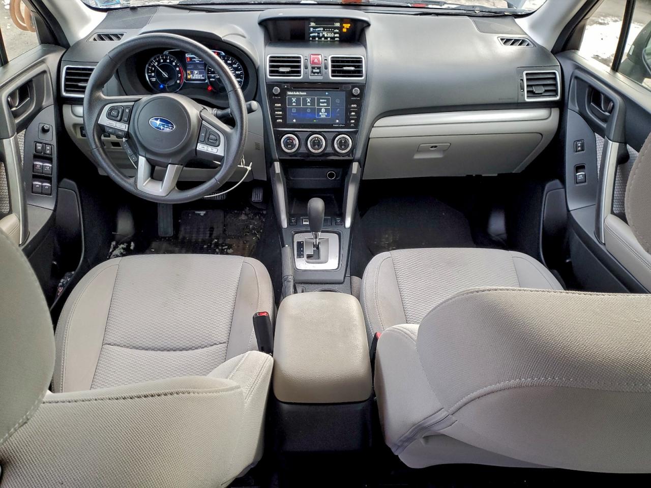 2018 SUBARU FORESTER photo 15