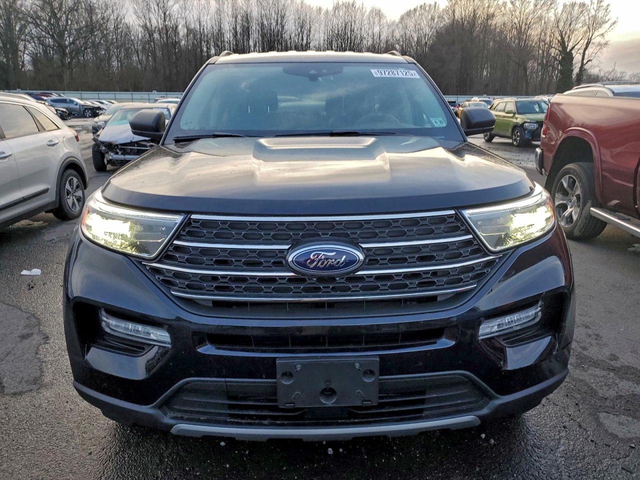 2024 FORD EXPLORER XLT photo 9