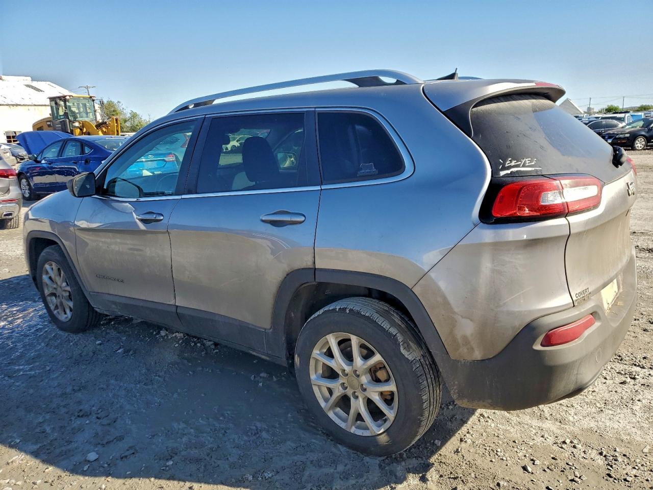 2017 JEEP CHEROKEE LATITUDE photo 3