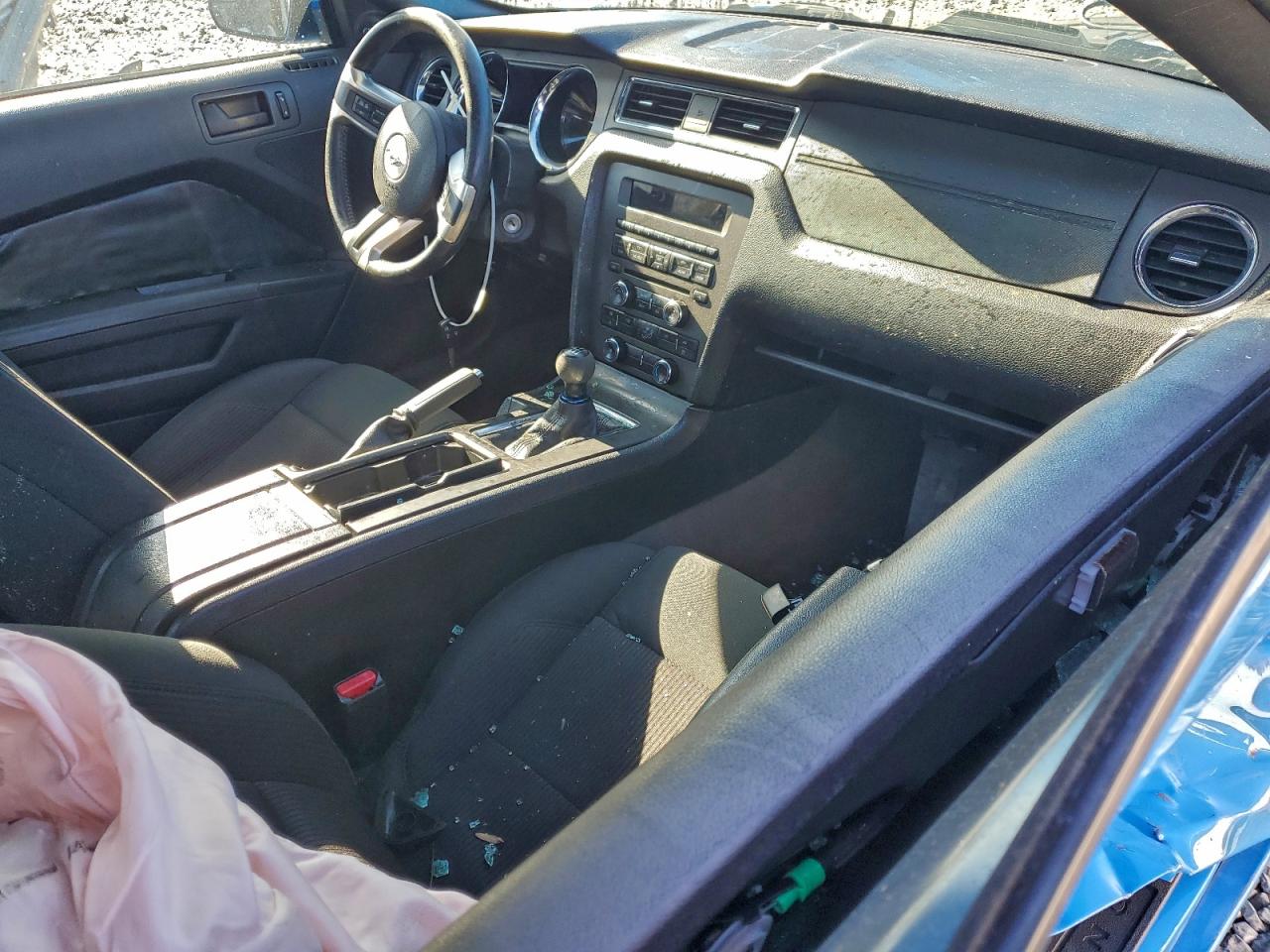 2013 FORD MUSTANG GT photo 15