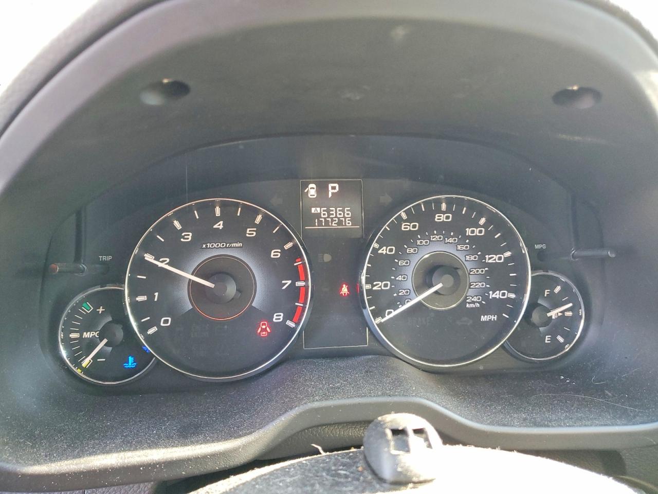 2010 SUBARU OUTBACK photo 9