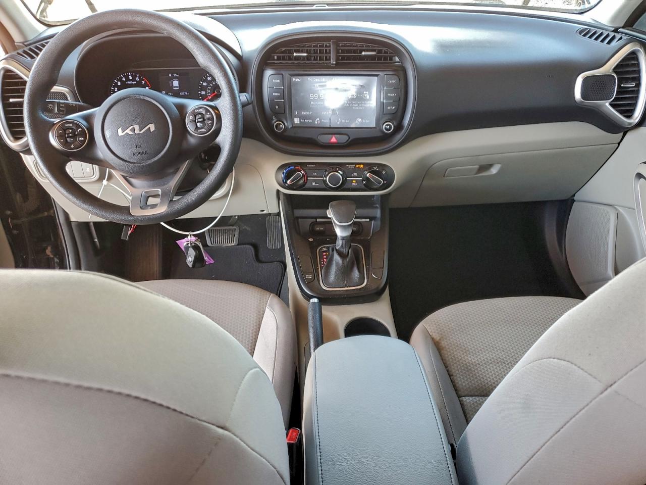 2022 KIA SOUL LX photo 15