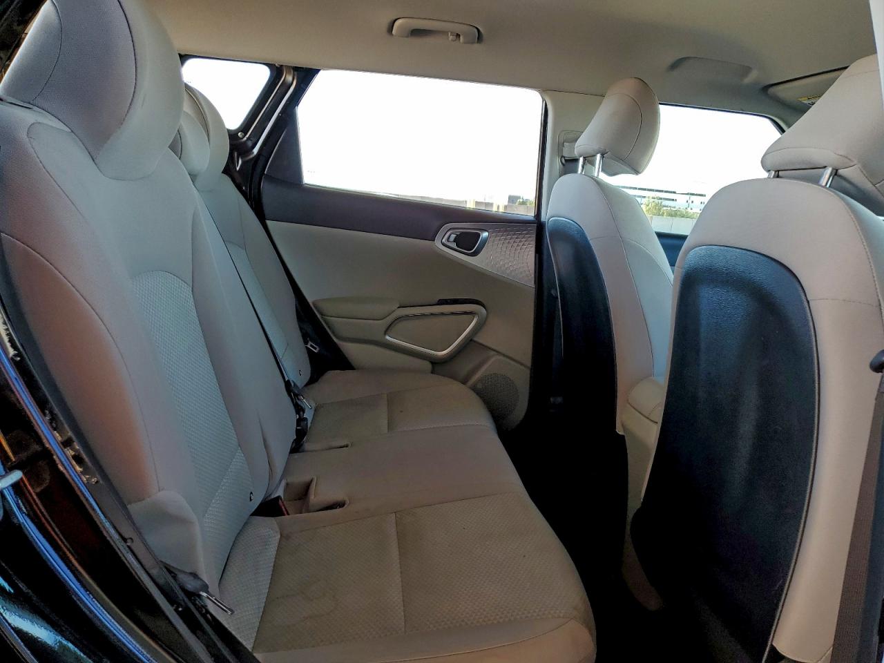 2022 KIA SOUL LX photo 19