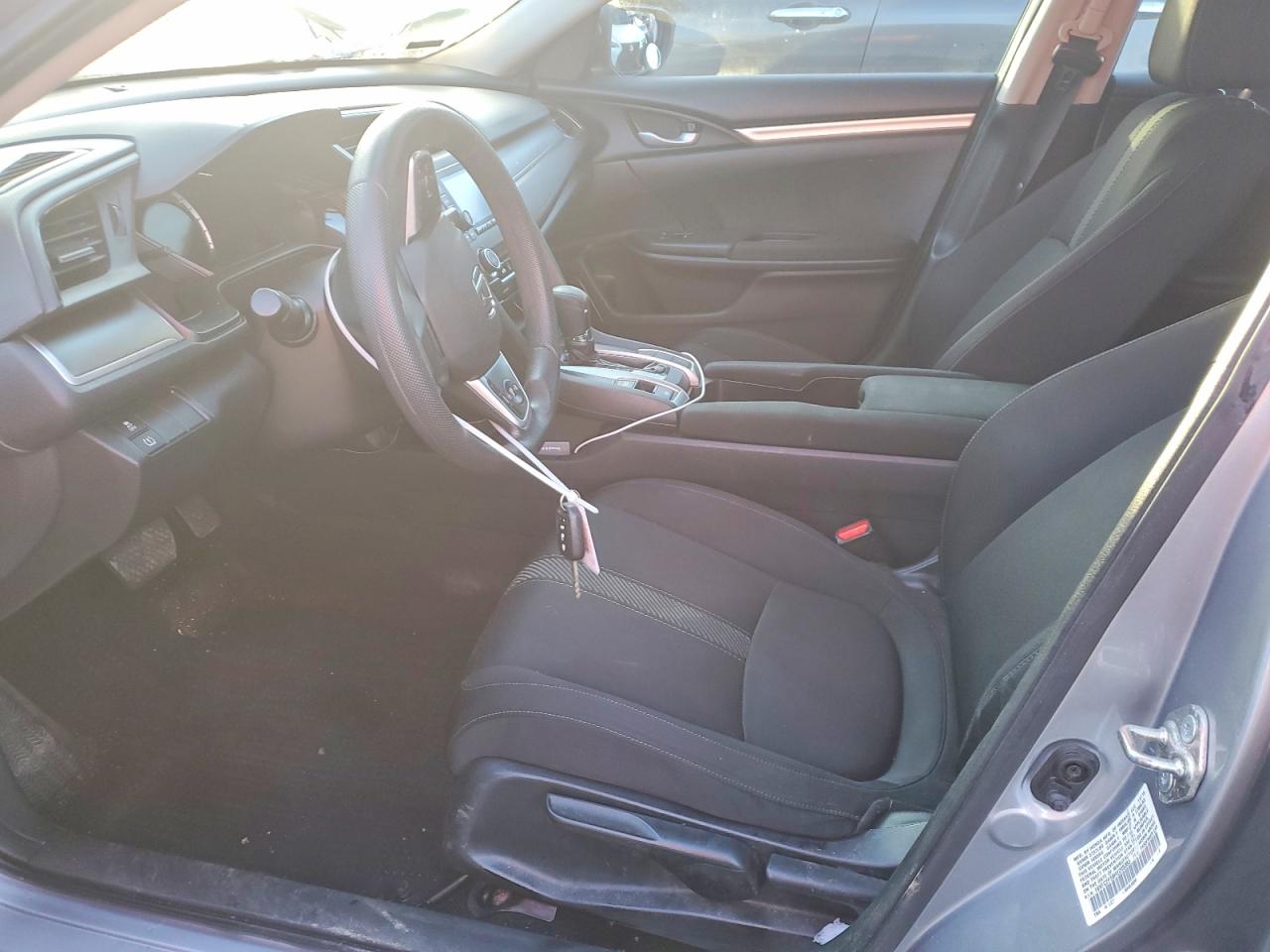 2017 HONDA CIVIC LX photo 13