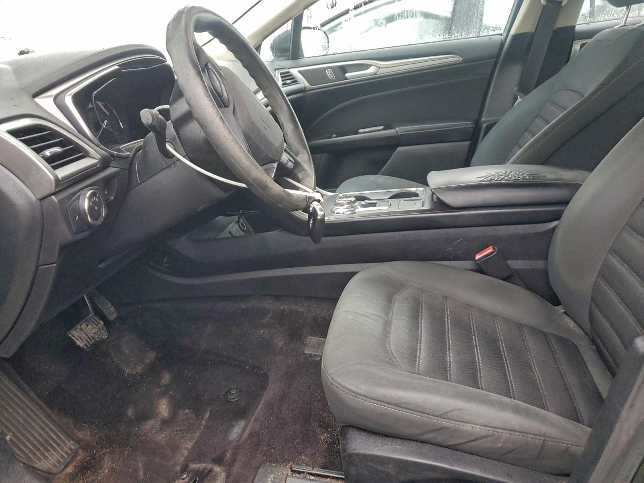 2017 FORD FUSION SE photo 7