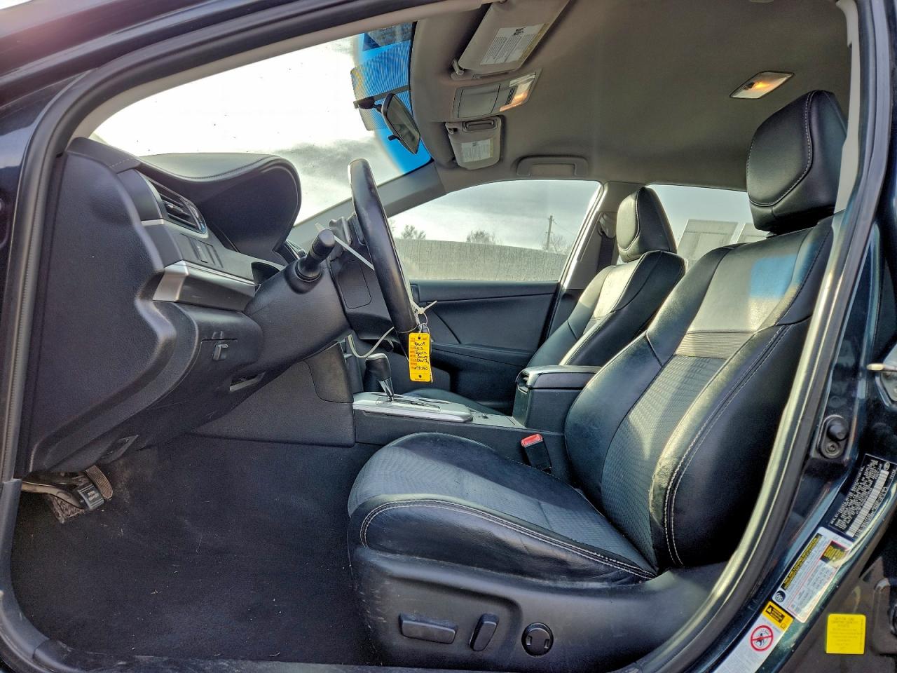 2013 TOYOTA CAMRY L photo 7