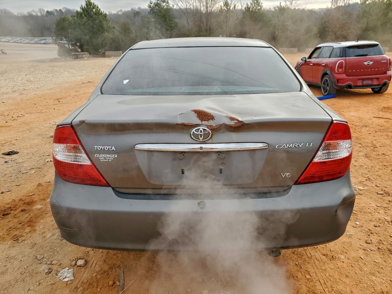 2002 TOYOTA CAMRY LE photo 6