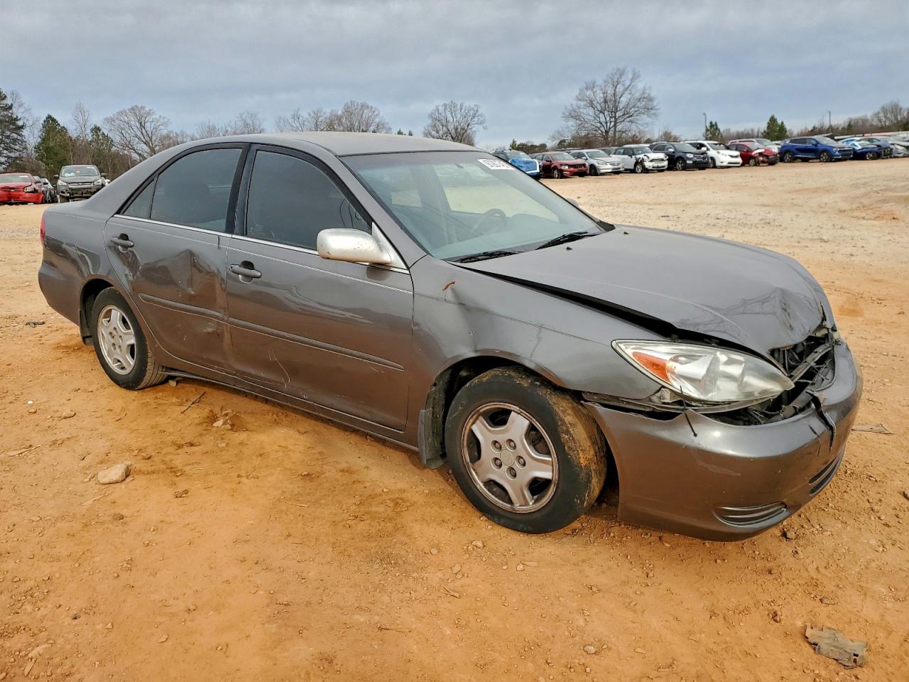 2002 TOYOTA CAMRY LE photo 4