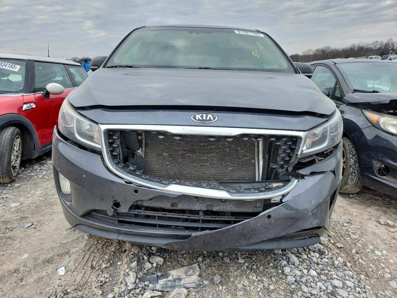 2017 KIA SEDONA EX photo 5