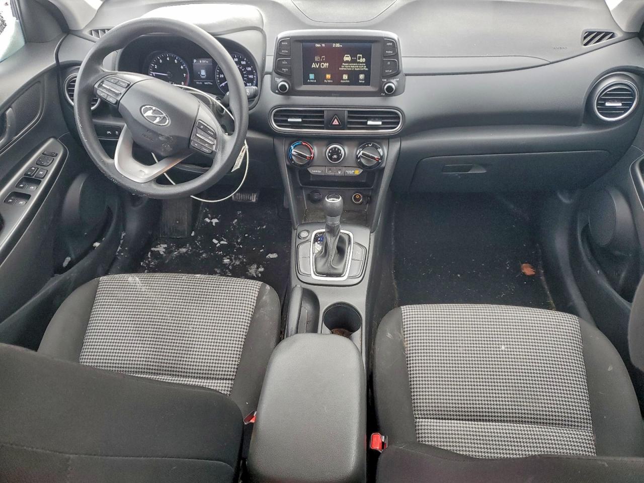 2020 HYUNDAI KONA SE photo 22