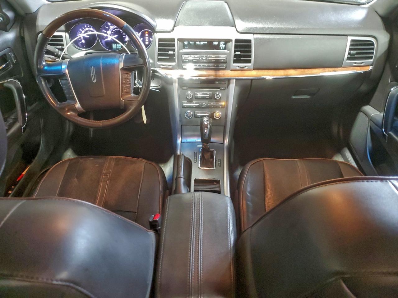 2011 LINCOLN MKZ photo 15