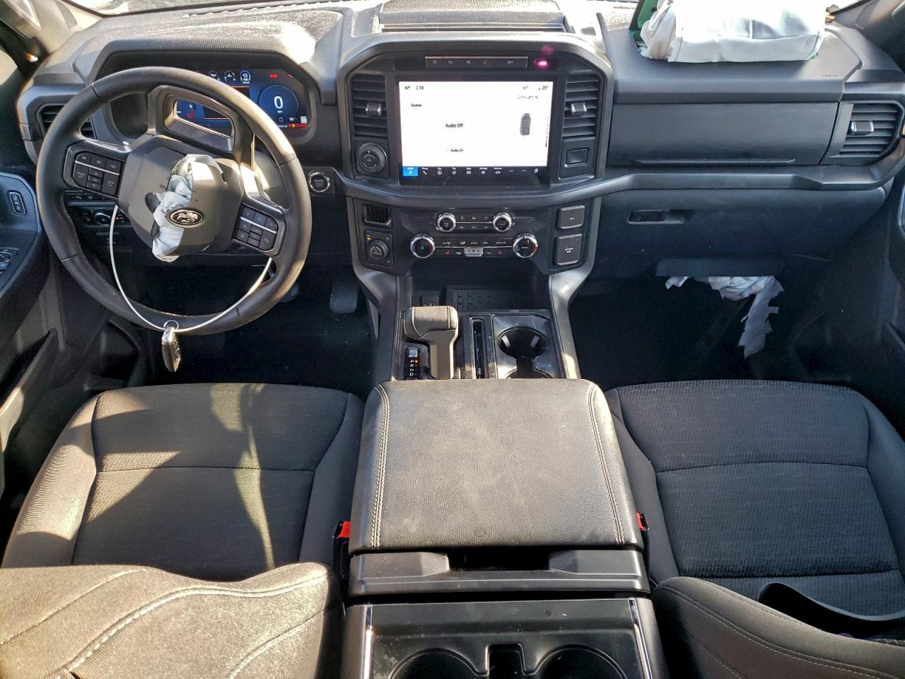 2024 FORD F150 XLT photo 15