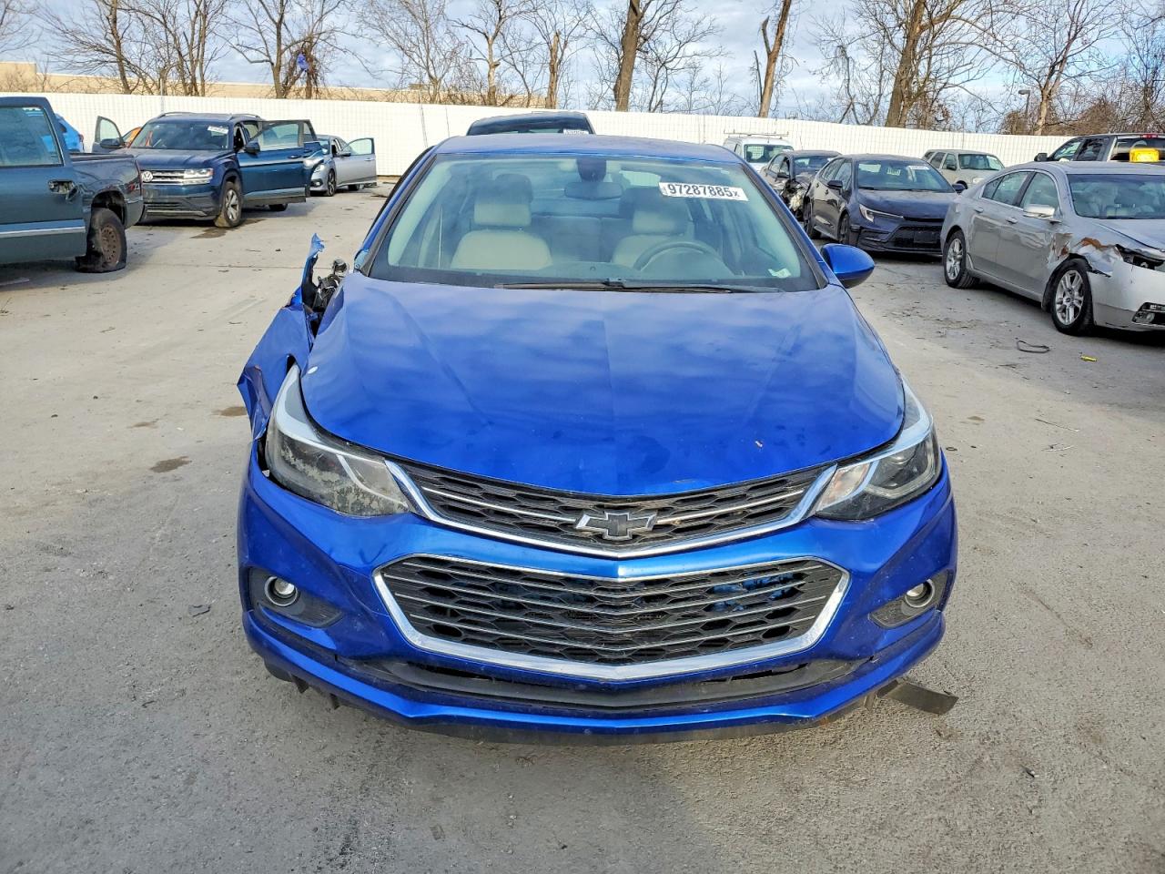2017 CHEVROLET CRUZE LT photo 9