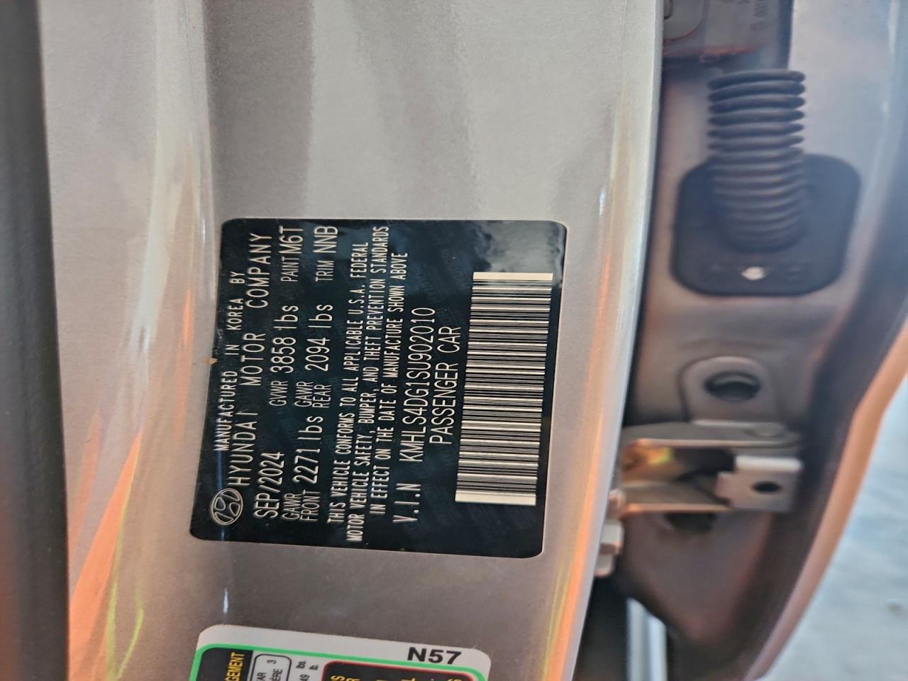 2025 HYUNDAI ELANTRA SEL photo 23