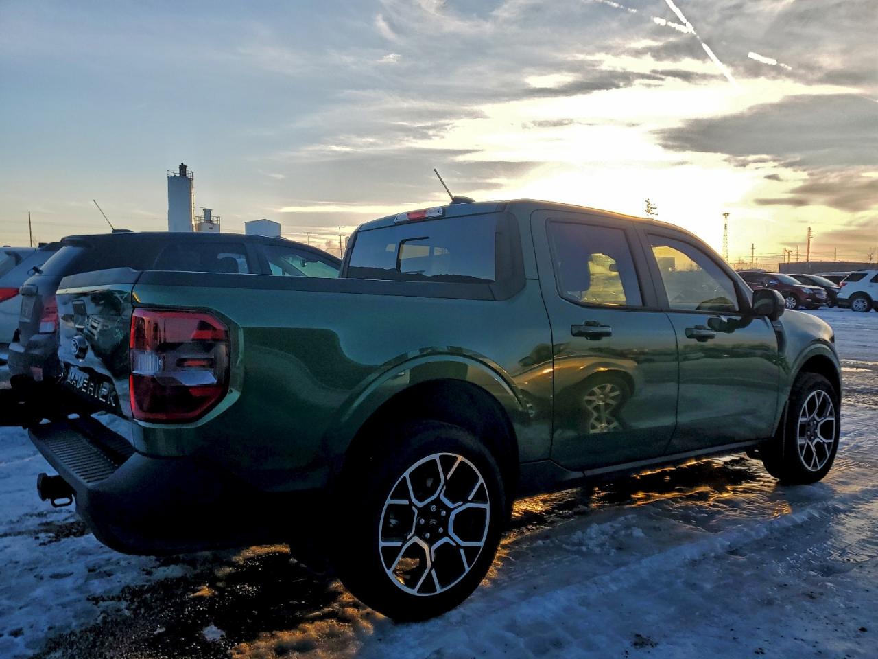 2025 FORD MAVERICK LARIAT photo 5