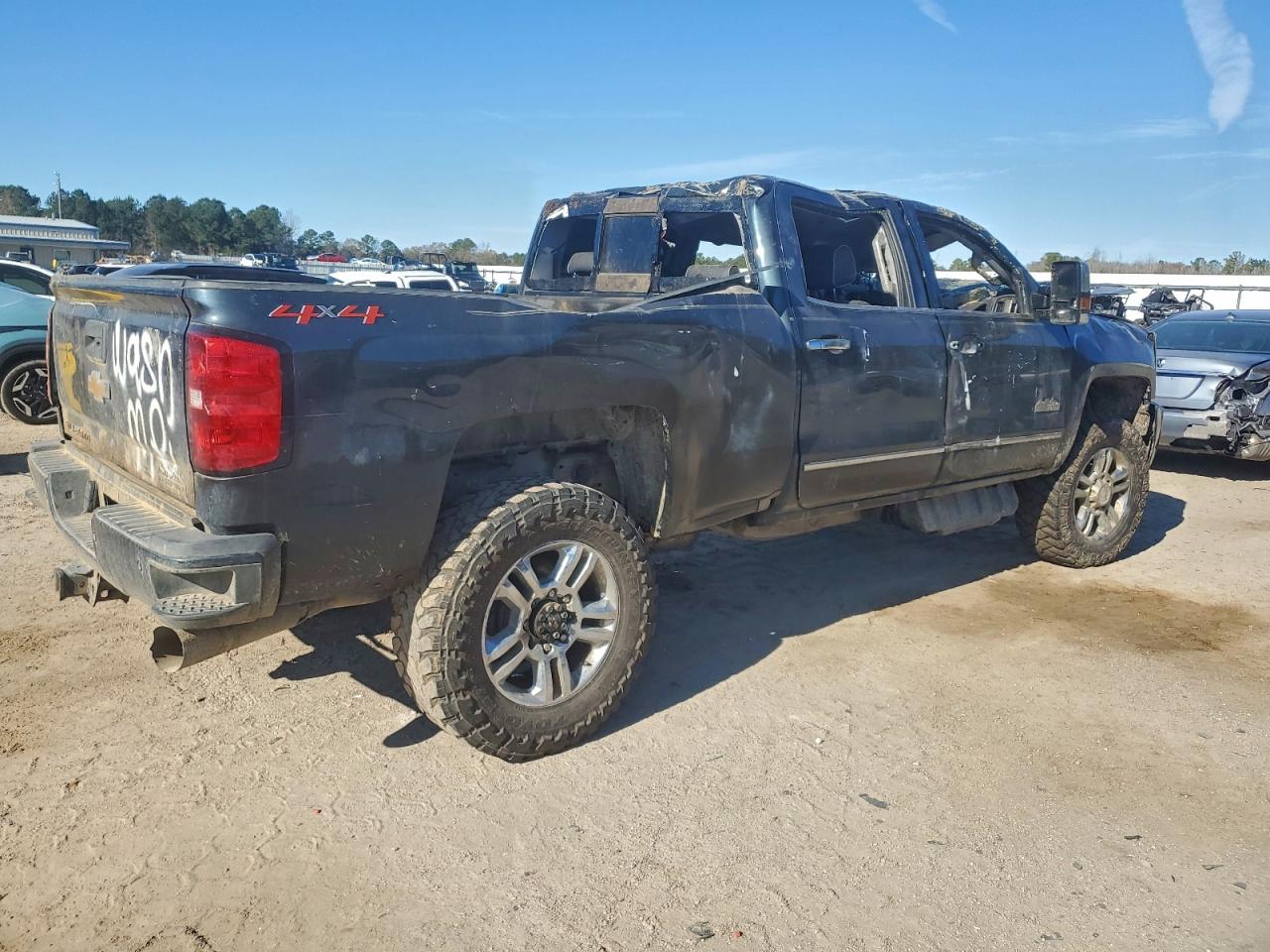2019 CHEVROLET SILVERADO K2500 HIGH COUNTRY photo 5