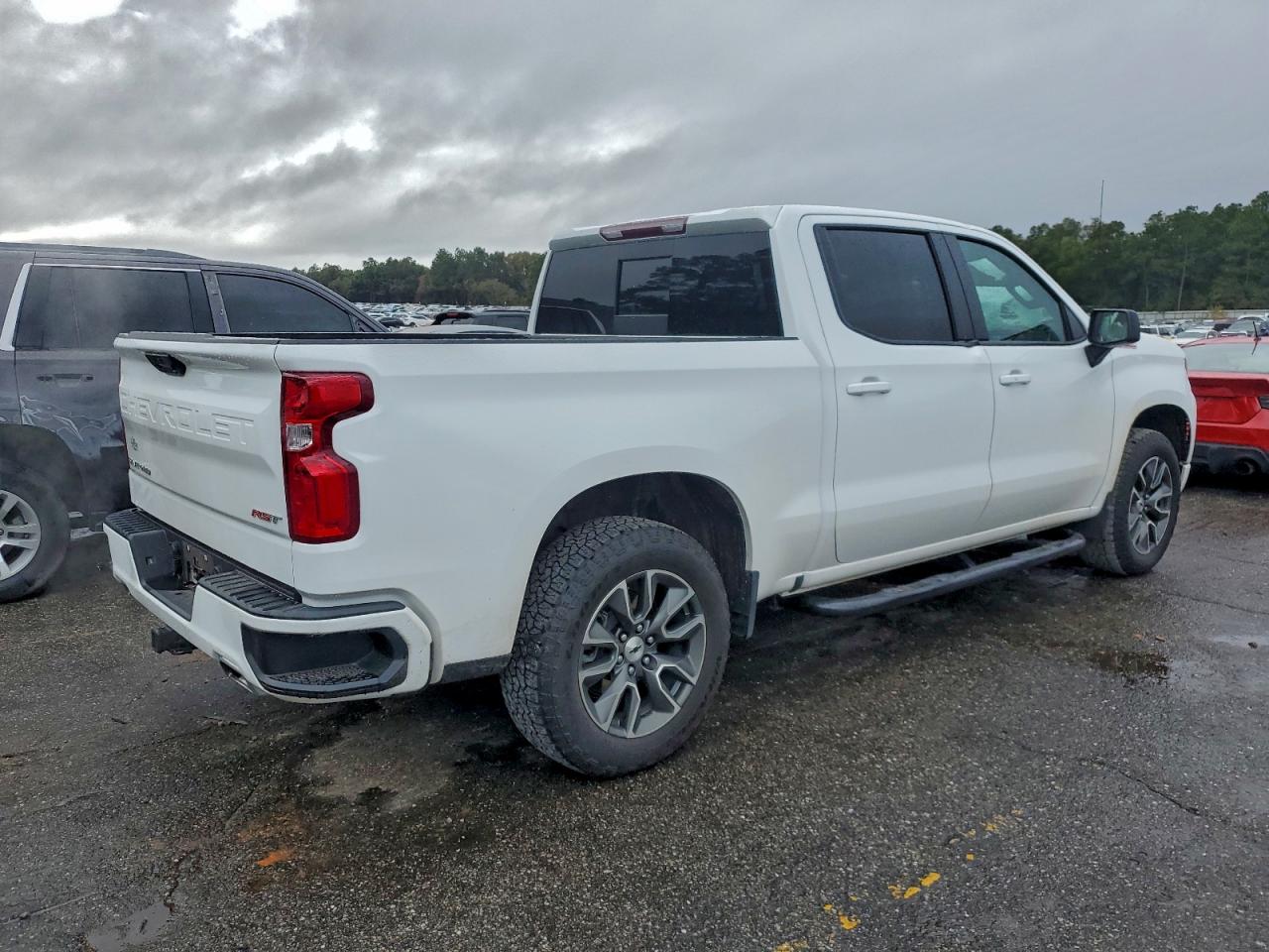 2024 CHEVROLET SILVERADO K1500 RST photo 3