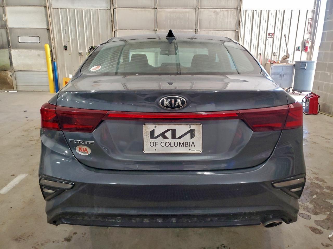 2021 KIA FORTE FE photo 6