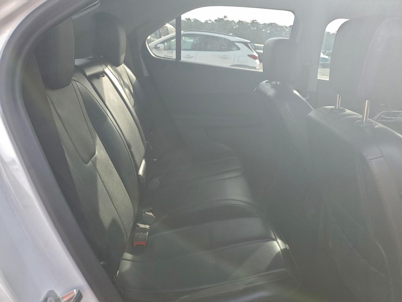 2017 CHEVROLET EQUINOX PREMIER photo 11