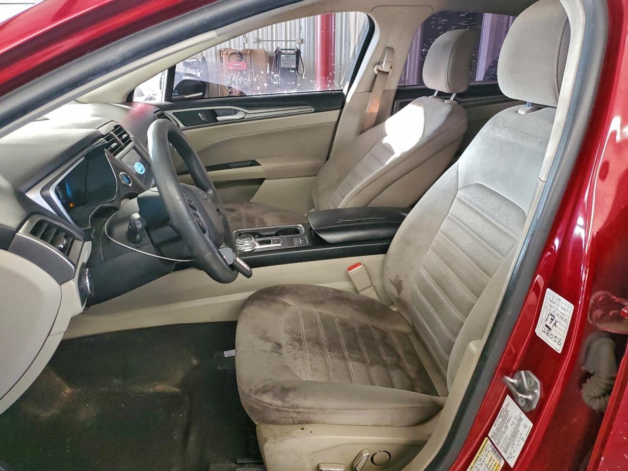 2019 FORD FUSION SE photo 7