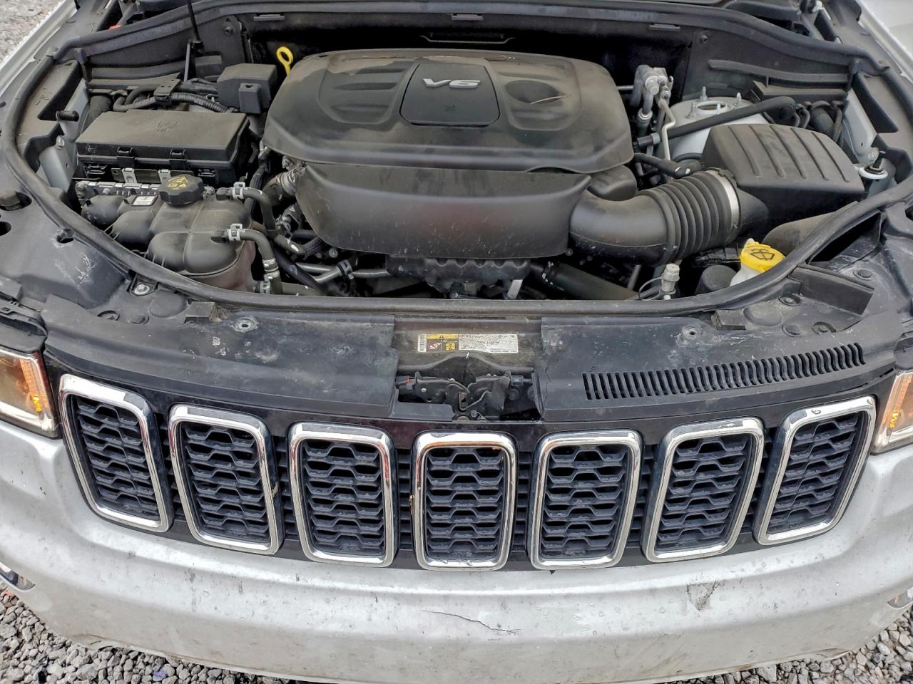 2018 JEEP GRAND CHEROKEE LIMITED photo 12