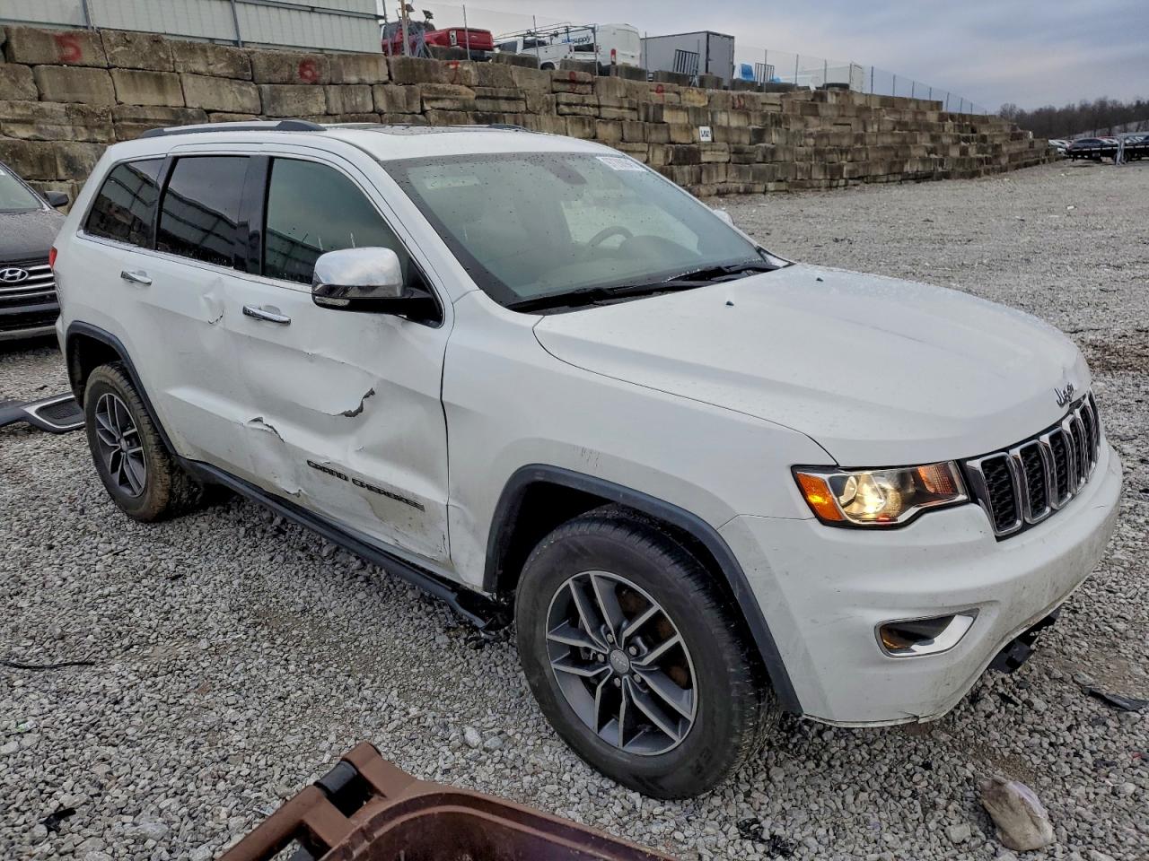 2018 JEEP GRAND CHEROKEE LIMITED photo 4