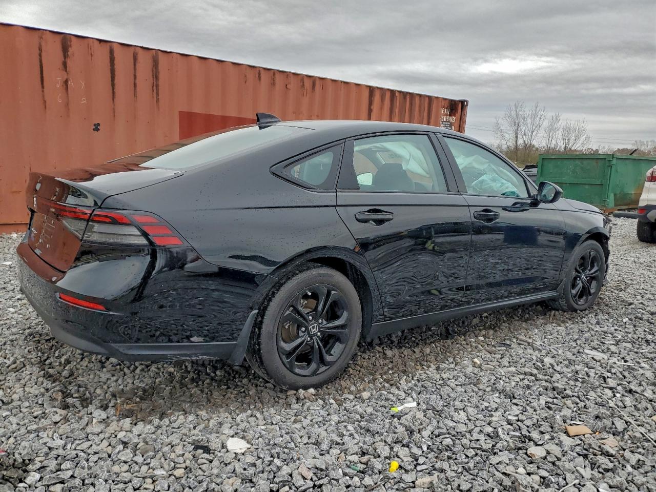 2025 HONDA ACCORD SE photo 3