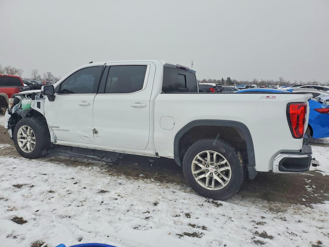 2019 GMC SIERRA K1500 SLE photo 2
