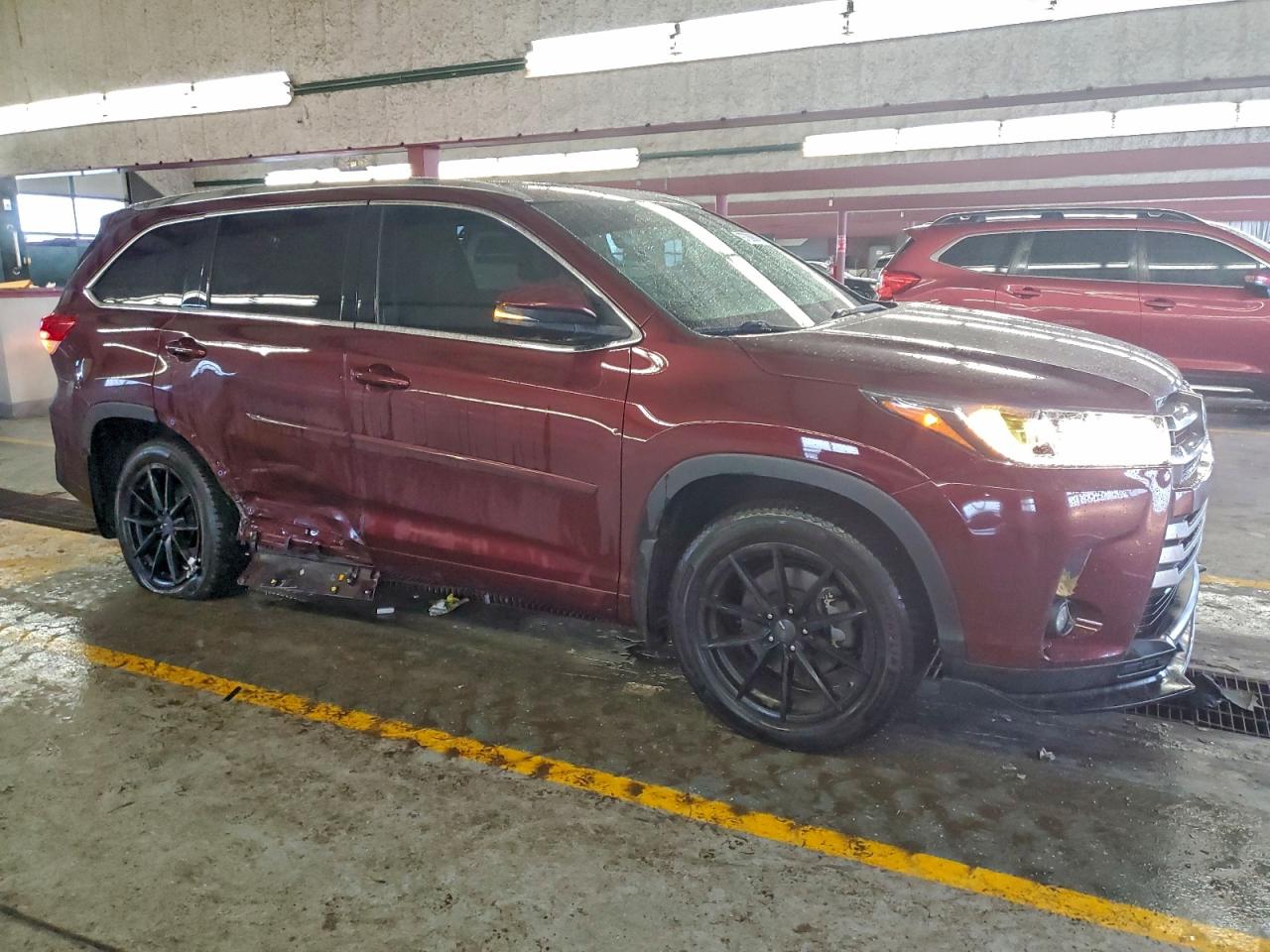 2019 TOYOTA HIGHLANDER LIMITED photo 4