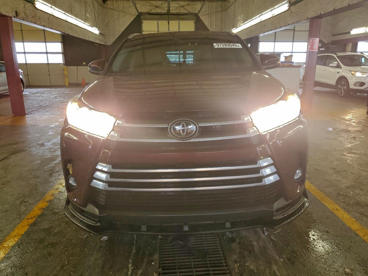 2019 TOYOTA HIGHLANDER LIMITED photo 5