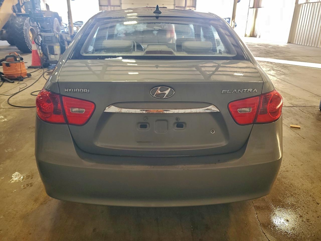 2010 HYUNDAI ELANTRA BLUE photo 11