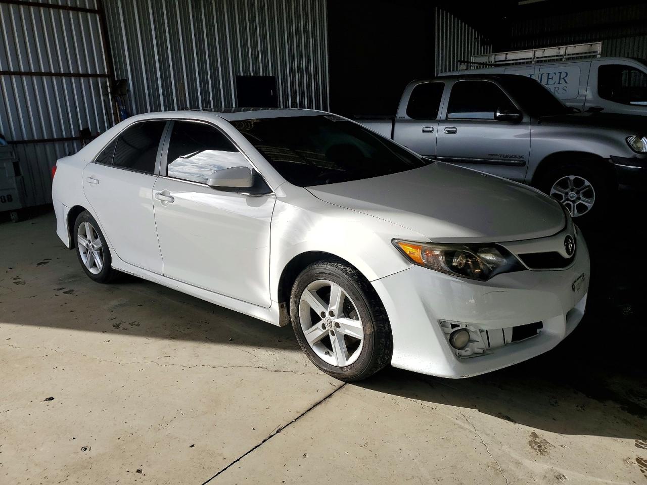 2012 TOYOTA CAMRY BASE photo 7