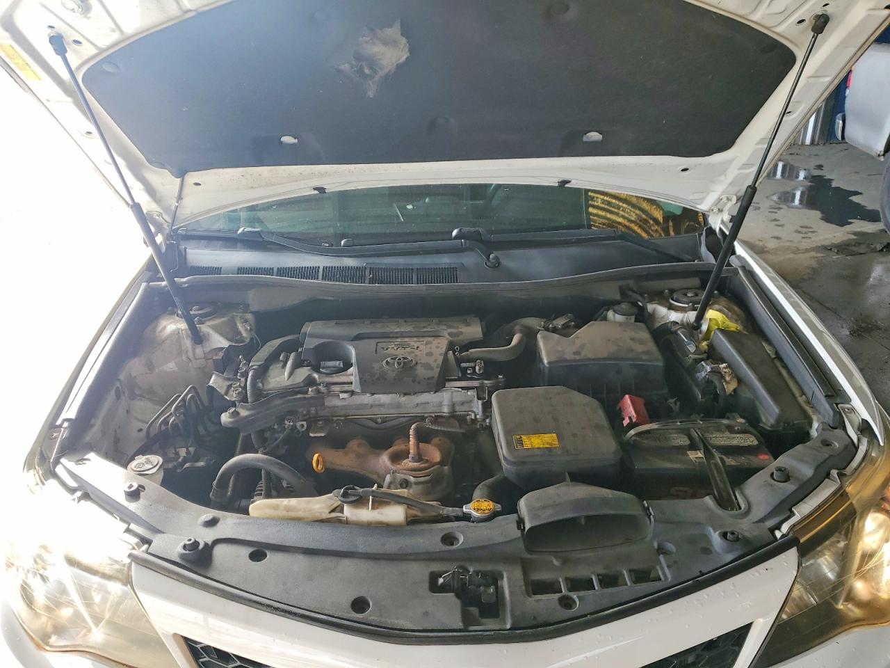 2012 TOYOTA CAMRY BASE photo 21