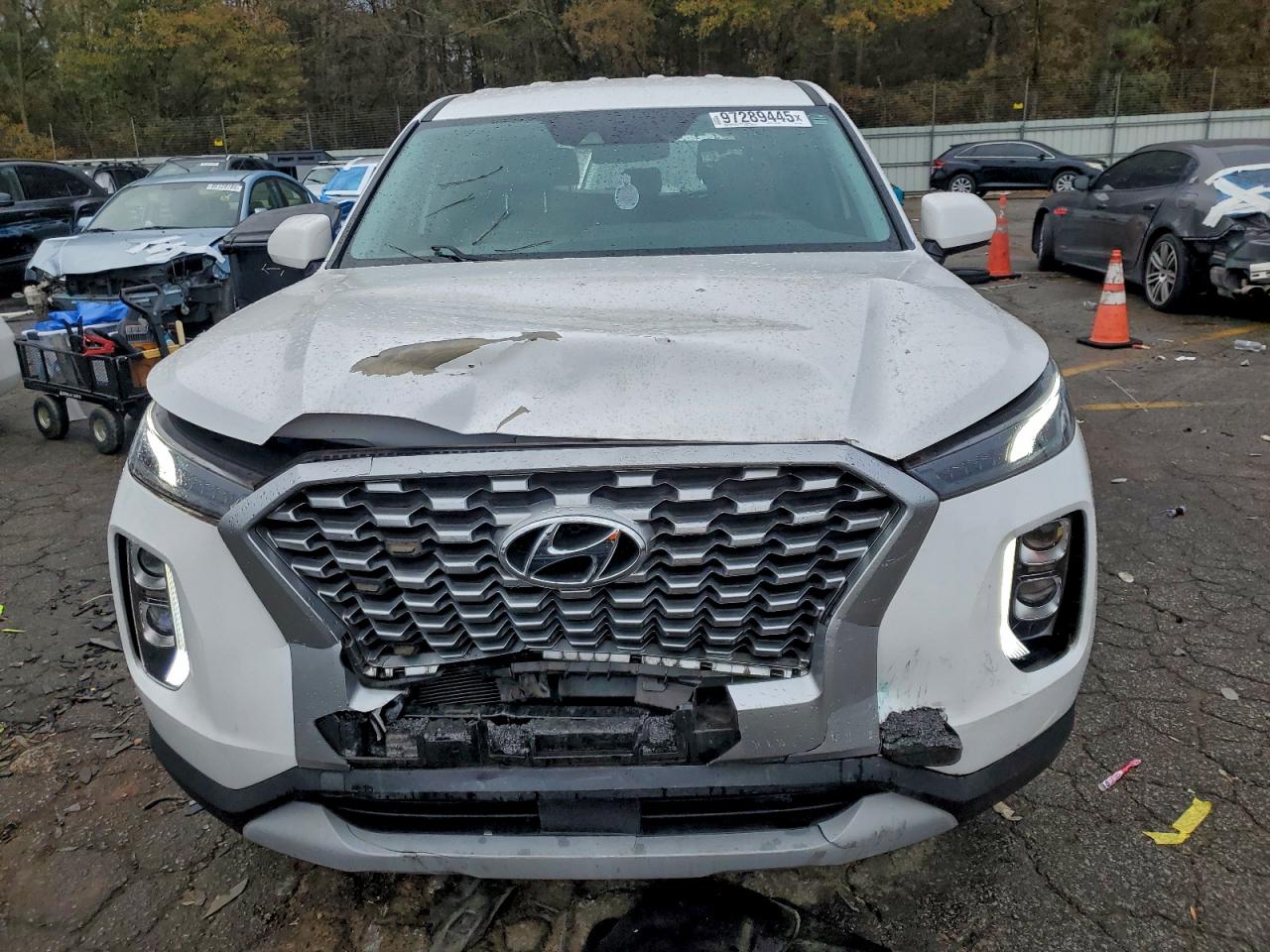 2020 HYUNDAI PALISADE SE photo 9