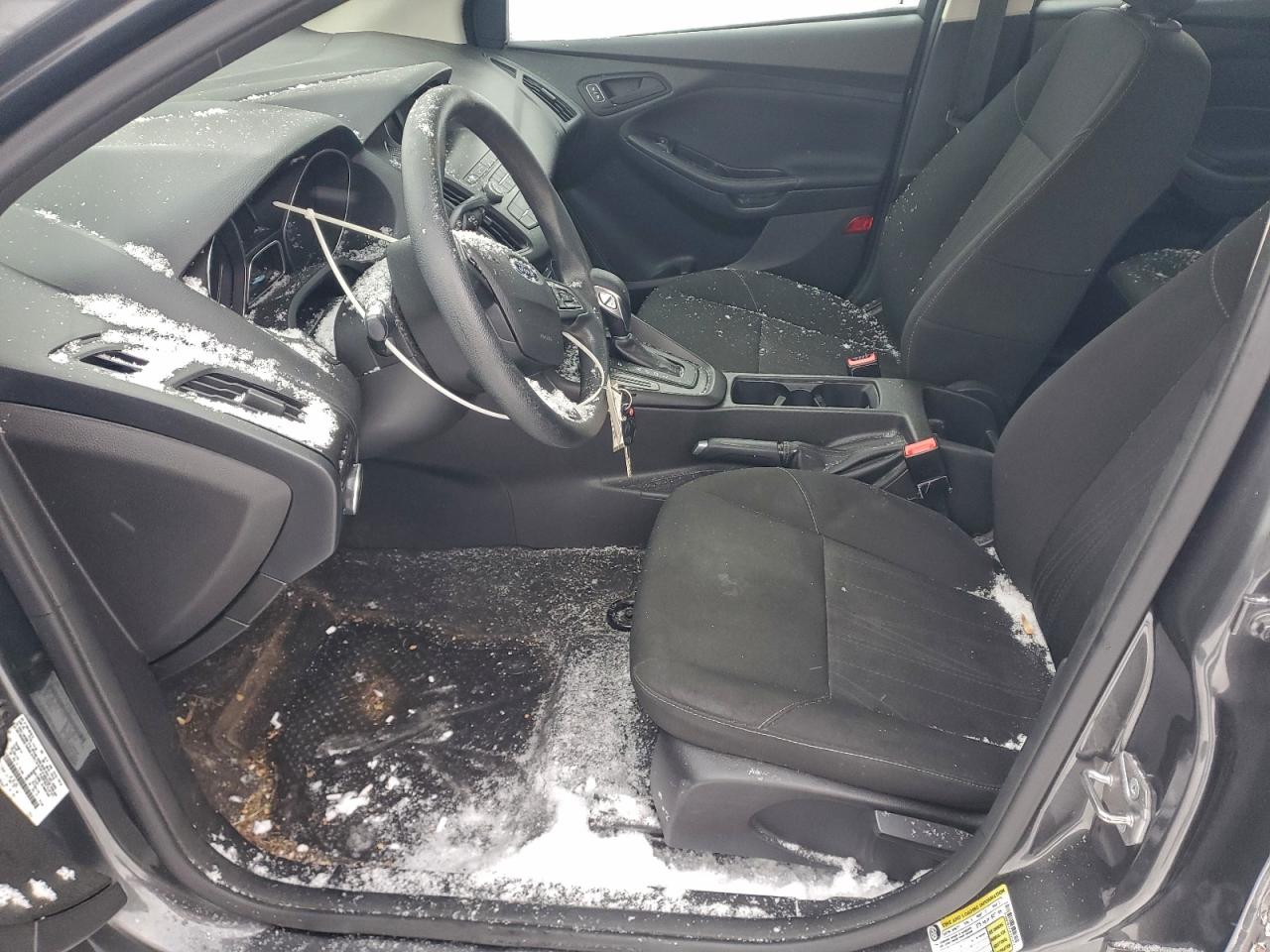 2018 FORD FOCUS S photo 7