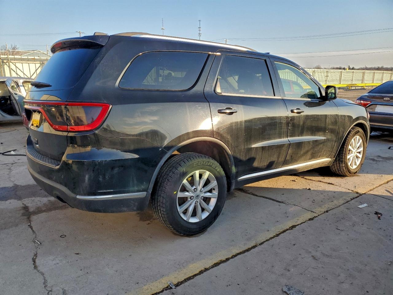 2019 DODGE DURANGO SXT photo 5